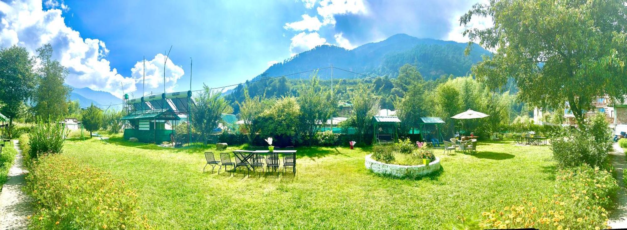 Himalayan Riverside Resort, Manali Eksteriør billede