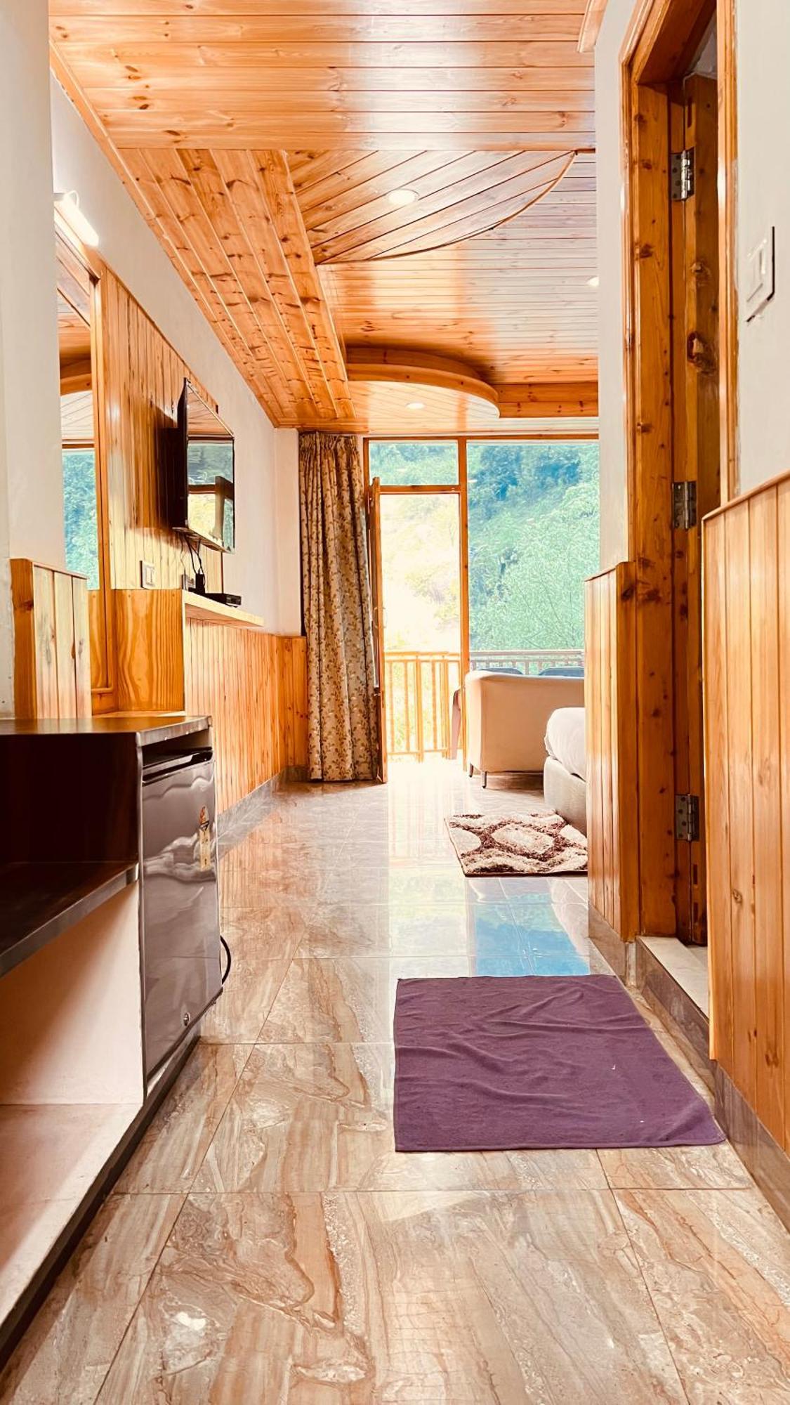 Himalayan Riverside Resort, Manali Eksteriør billede