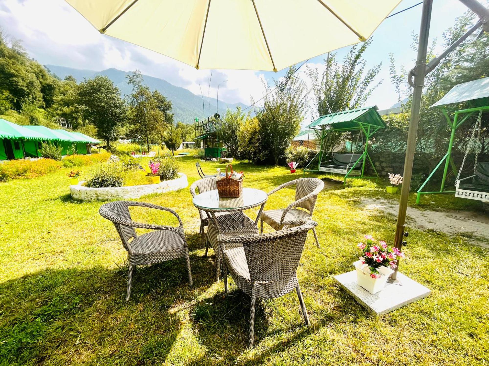 Himalayan Riverside Resort, Manali Eksteriør billede