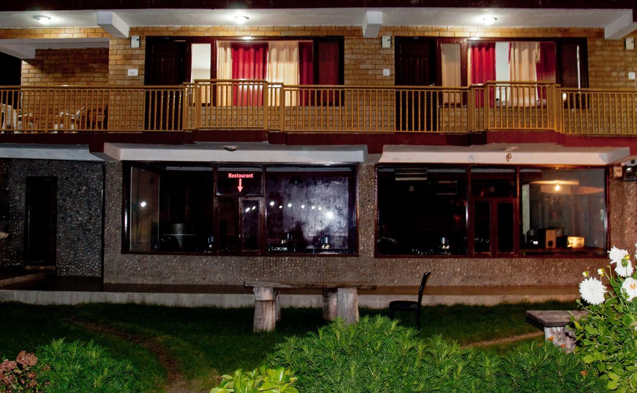 Himalayan Riverside Resort, Manali Eksteriør billede